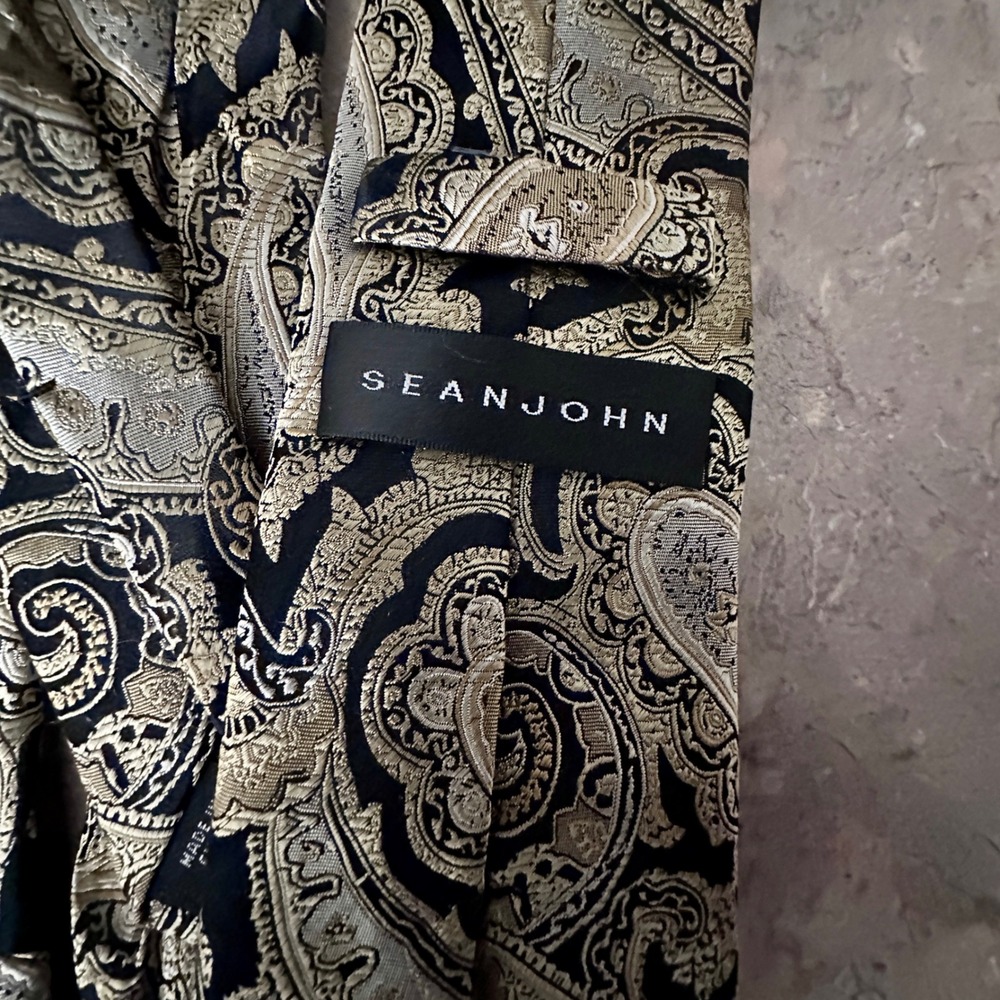 Sean John Mens Silk Tie Gold Black Paisley Jacquard Formal Wedding Necktie - Picture 2 of 6